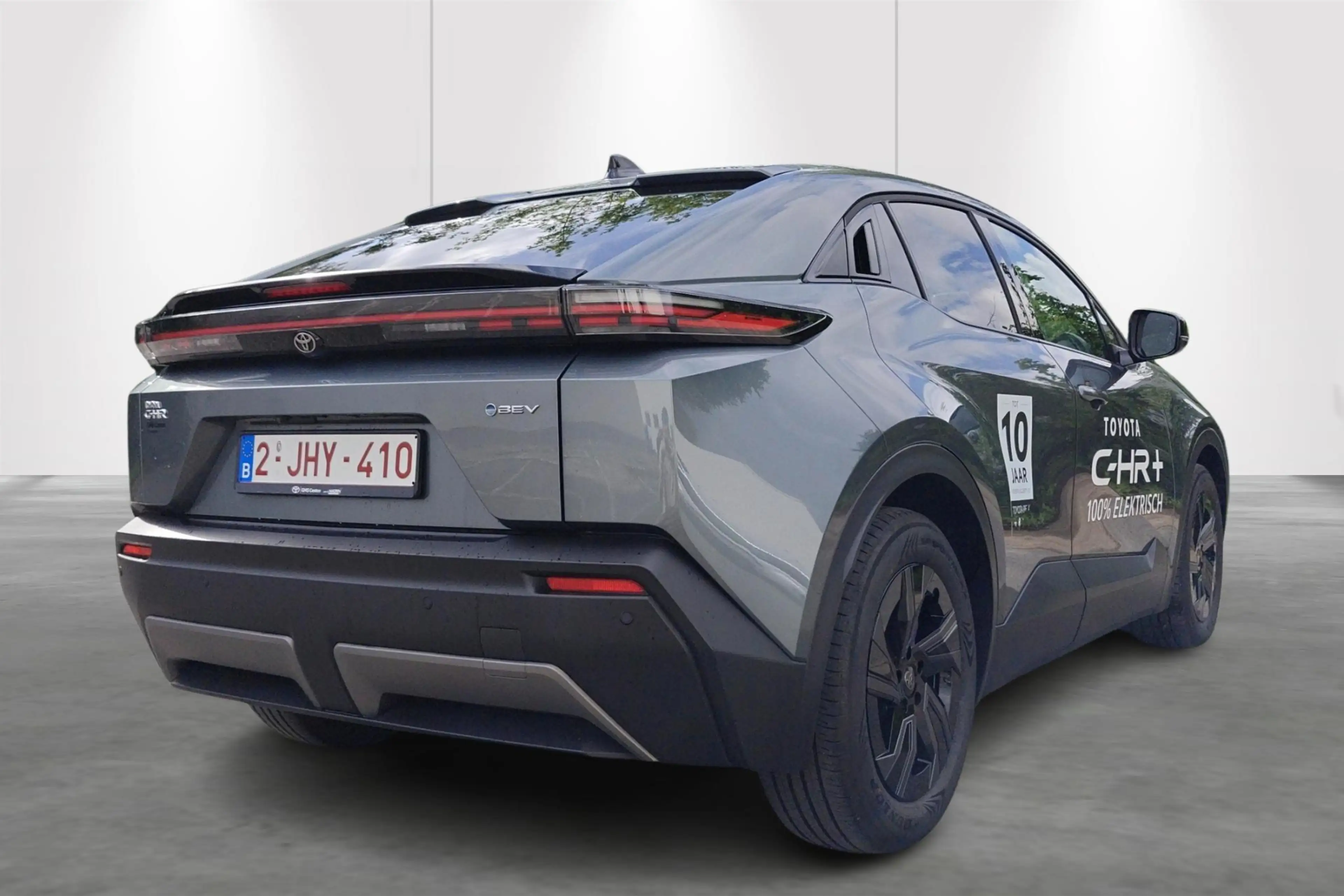 Toyota C-HR+ 77 kWh 2WD Business - DEMO — photo 3