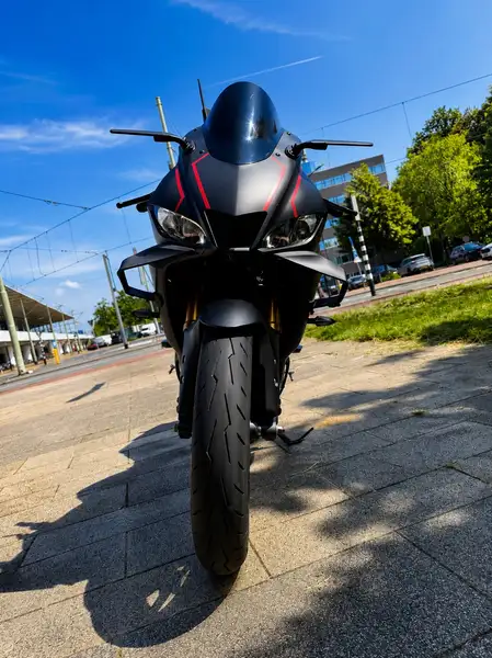 Yamaha YZF-R3 - foto 2