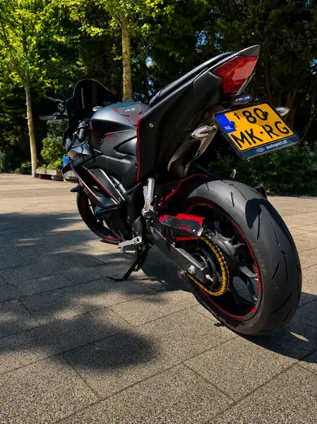 Yamaha YZF-R3 - foto 5