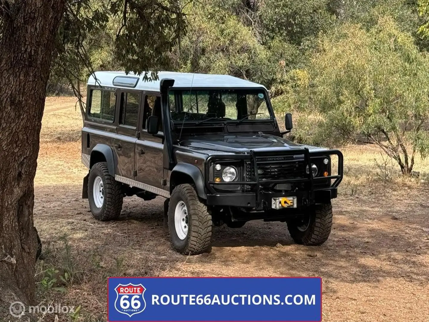 Land Rover Defender | 1997 | Route 66 Auctions Zwart - 1