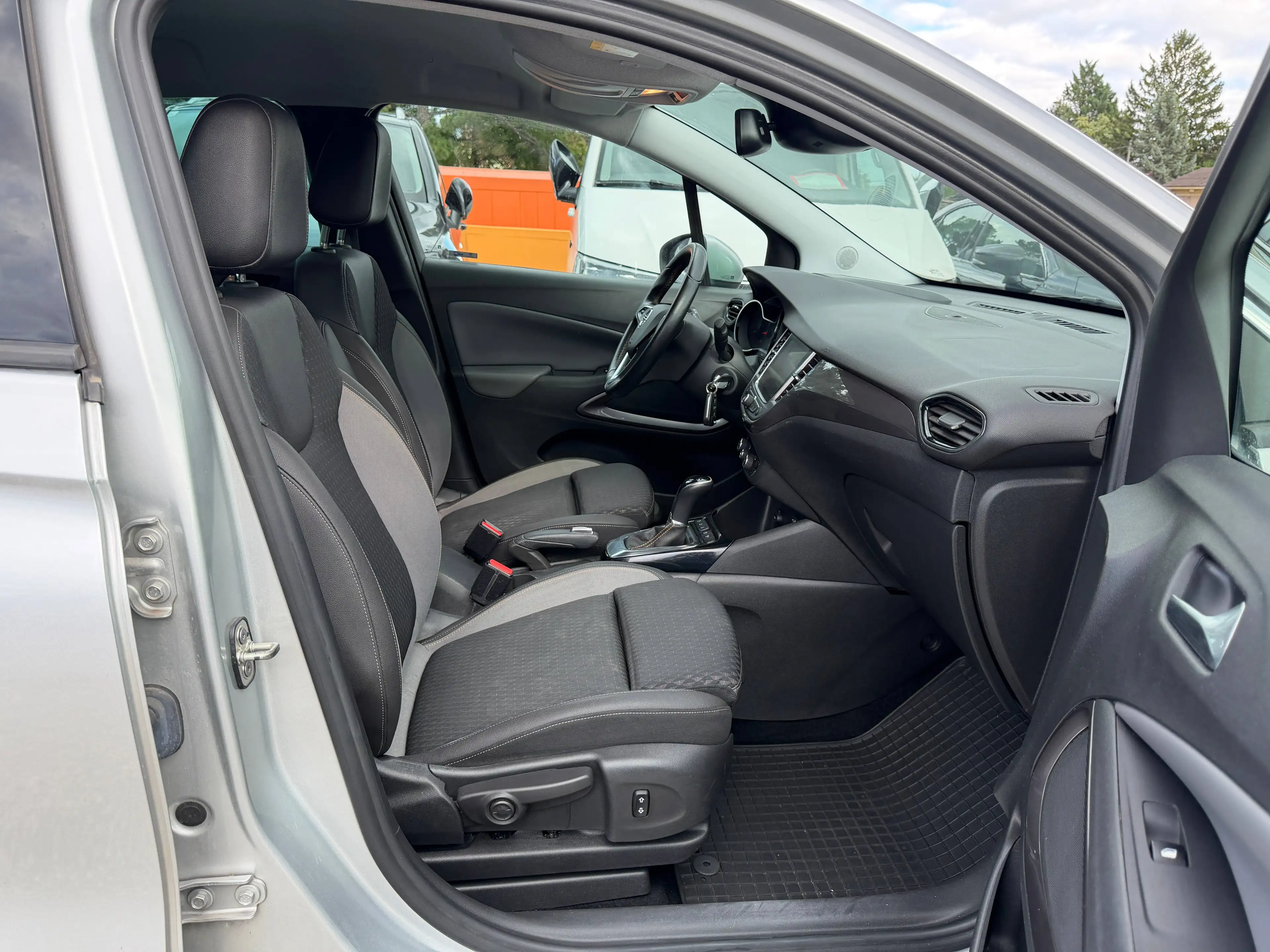 Opel Crossland X Innovation *Rückfahrkamera*NAVI*Tempomat* — photo 6