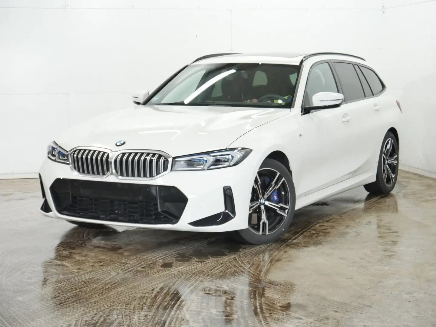 BMW 330 d xDrive Touring M Sportpaket Weiß - 1