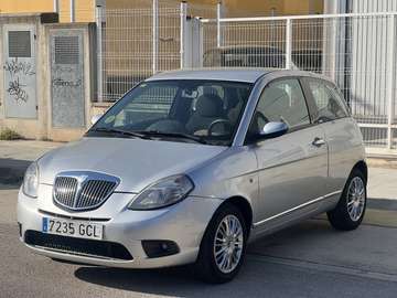 Pequeño Manual de 3 Puertas