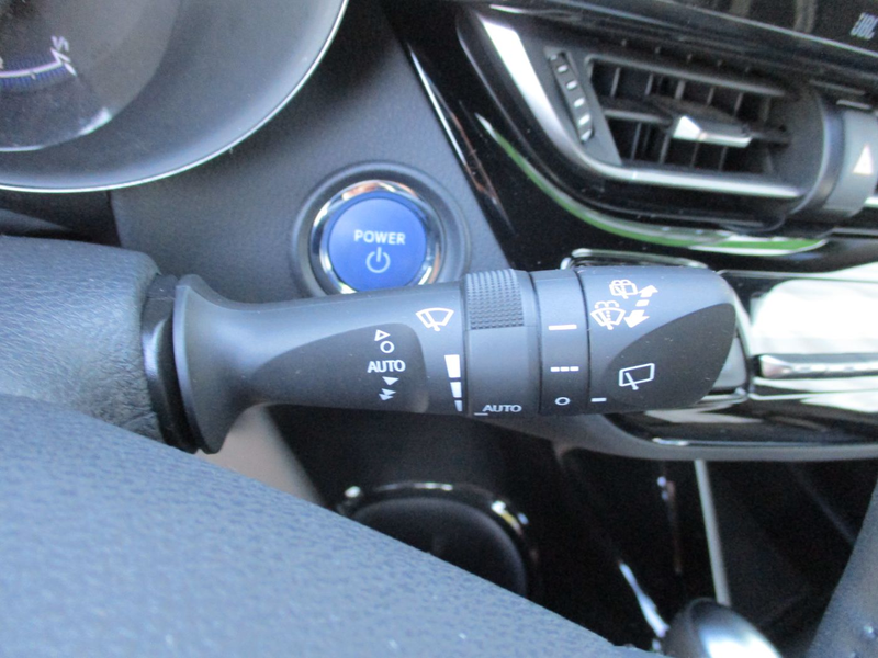 Toyota C-HR 2.0 C-UORE Launch Edition ACC+LED+Navi+SHZ — photo 15