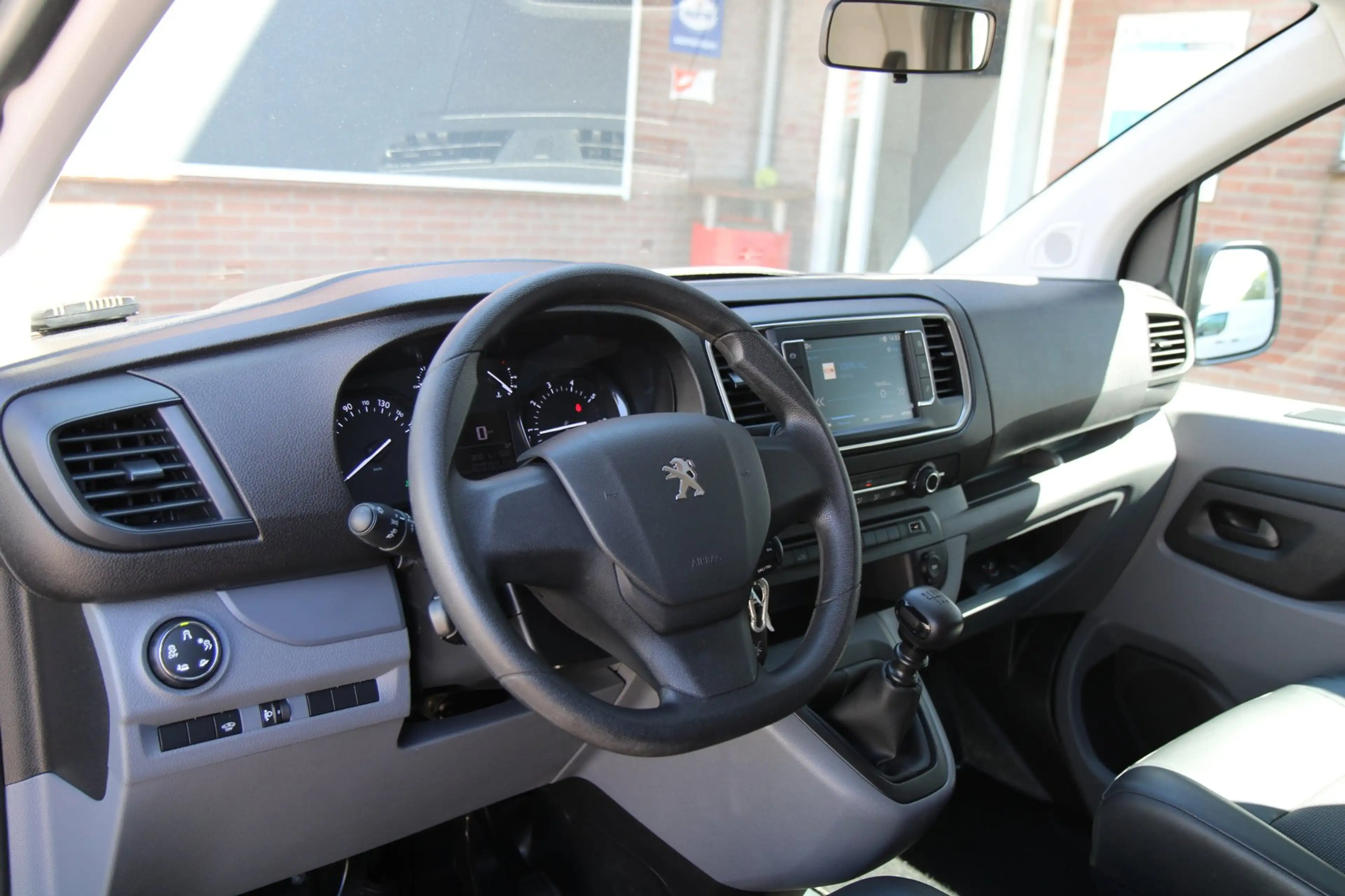 Peugeot Expert 2.0 BlueHDI 120PK Standard Pro / App connect / Cru — photo 13