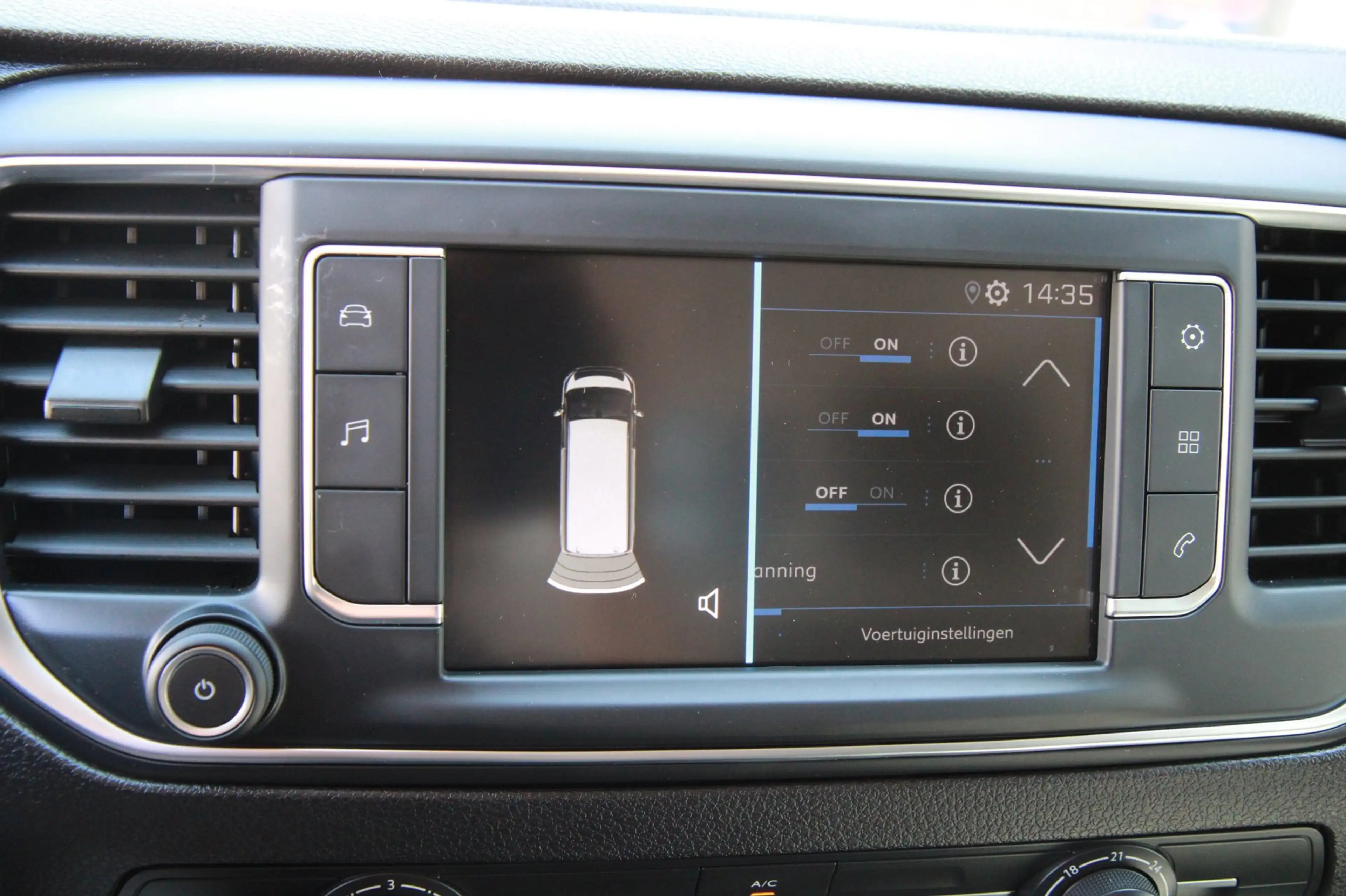Peugeot Expert 2.0 BlueHDI 120PK Standard Pro / App connect / Cru — photo 23