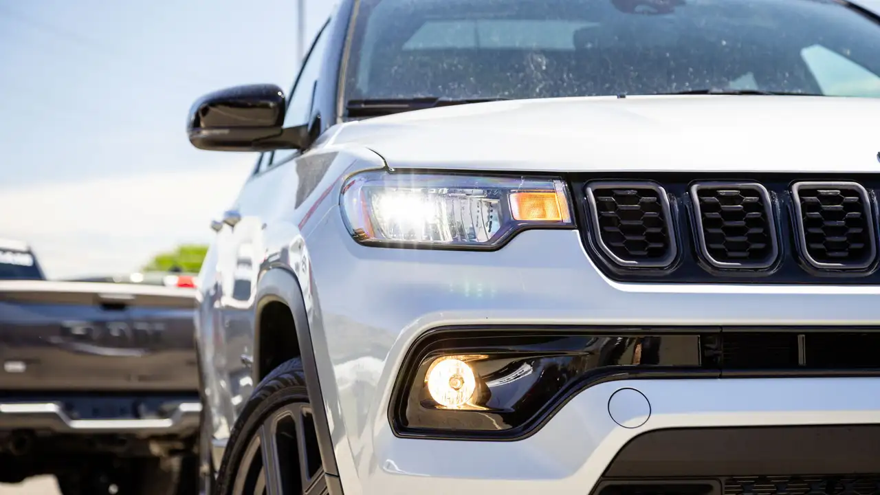 Jeep Compass снимка Jeep Compass