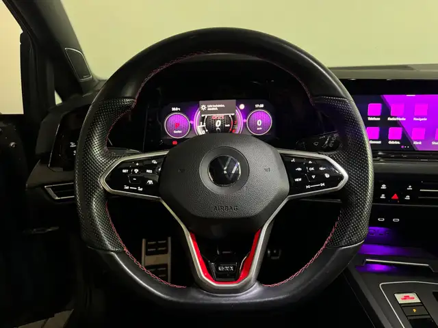 Volkswagen Golf view 11