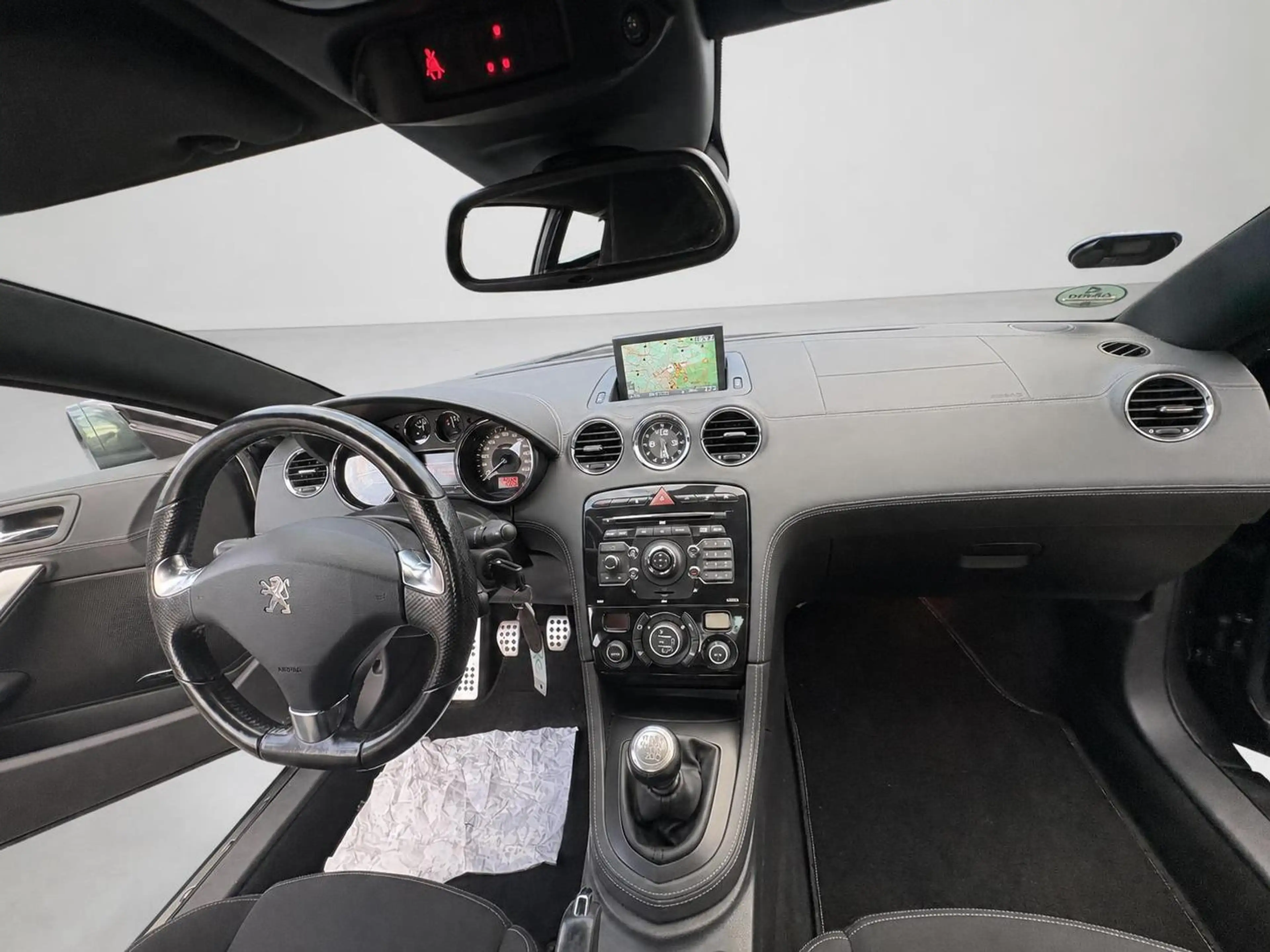 Peugeot RCZ Basis — photo 12