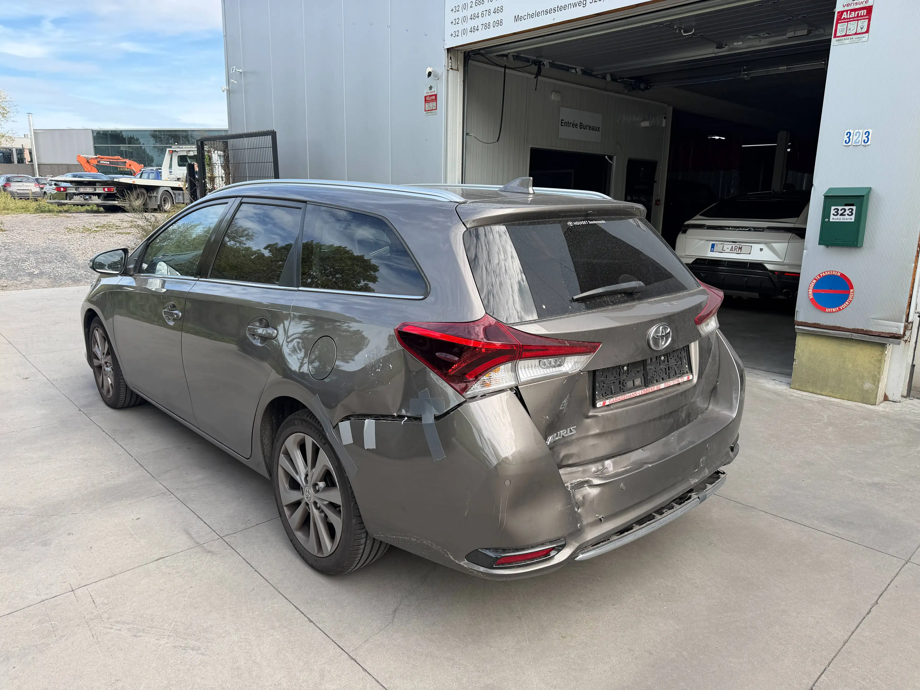 Toyota Auris Auris SW 1.2 Turbo Black Edition S/S — photo 4