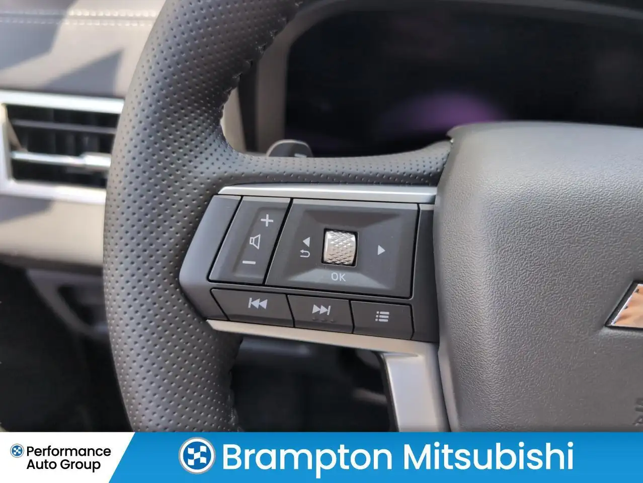 Mitsubishi Outlander снимка Mitsubishi Outlander