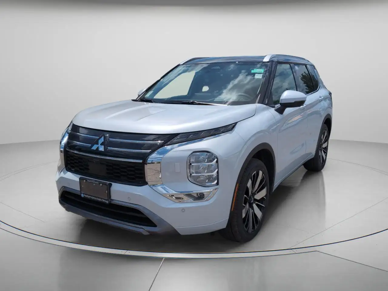 Mitsubishi Outlander снимка Mitsubishi Outlander