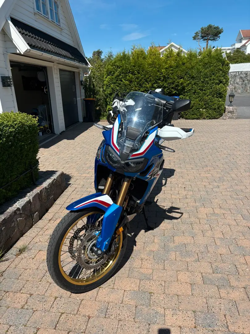 Honda CRF 1000 L Africa Twin Blau - 2