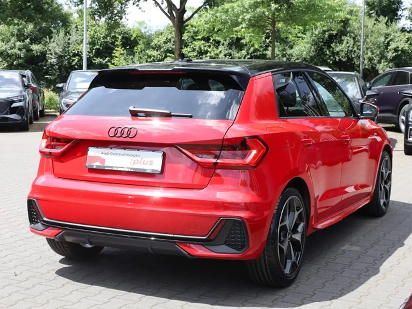 Audi A1 Sportback 30 TFSI S line LM18 LED SONOS Navi+ ACC Rot - 2