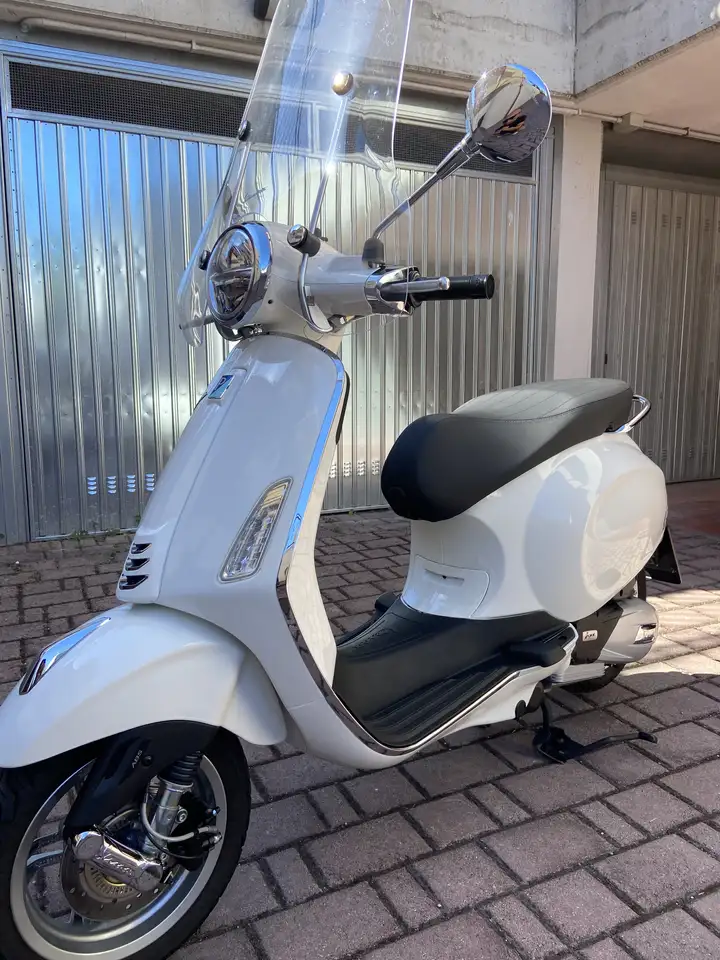 Vespa Primavera 125