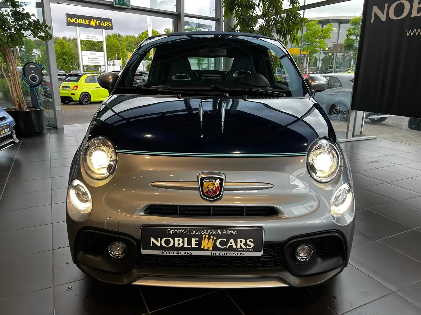 Abarth 695C Rivale 175th Anniversary XEN NAVI LEDER Sitzheizu Grau - 2