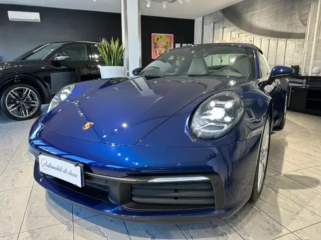 Porsche 992