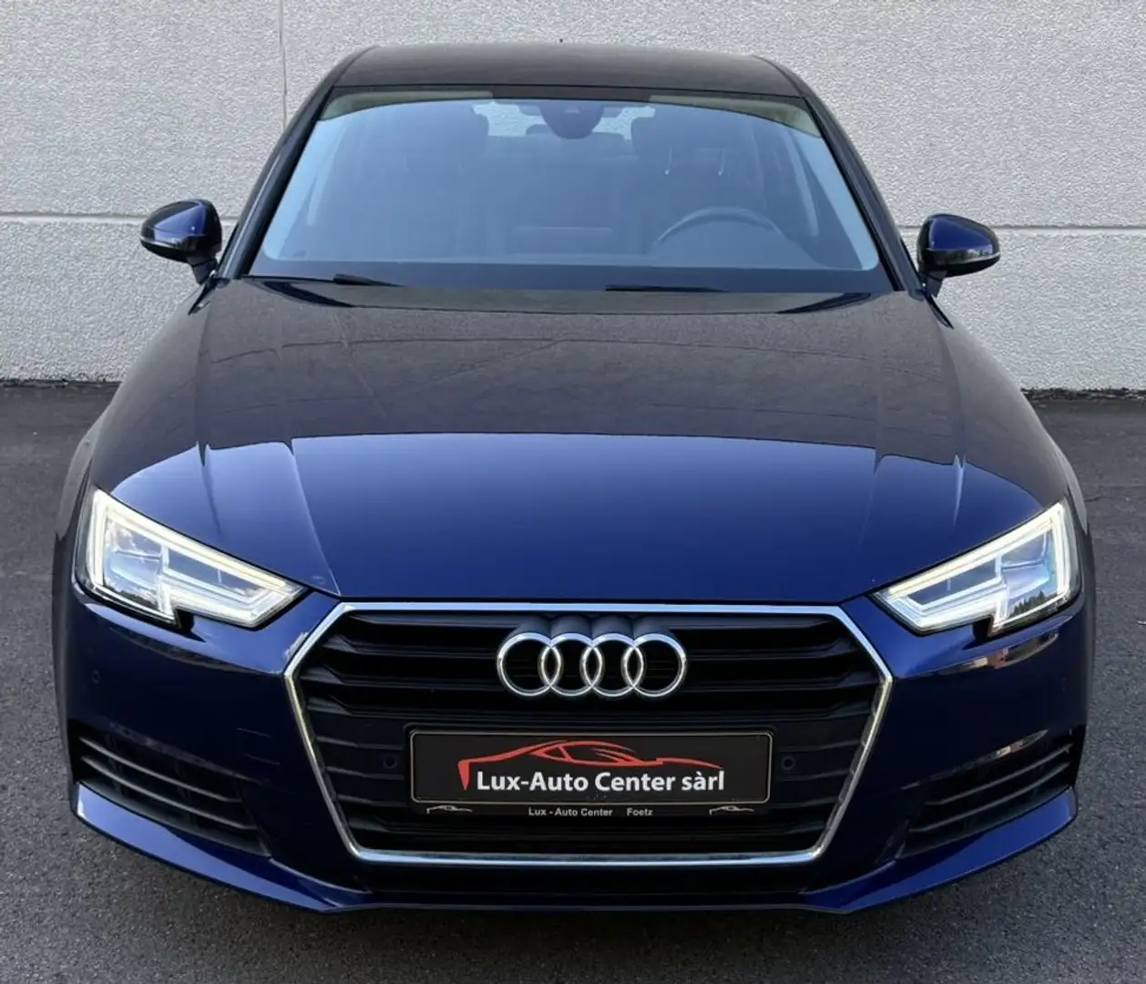 Audi A4 35 TFSI S tronic Bleu - 1
