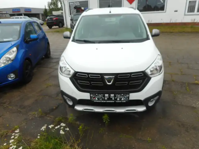 Dacia Lodgy TCe 115 Stepway