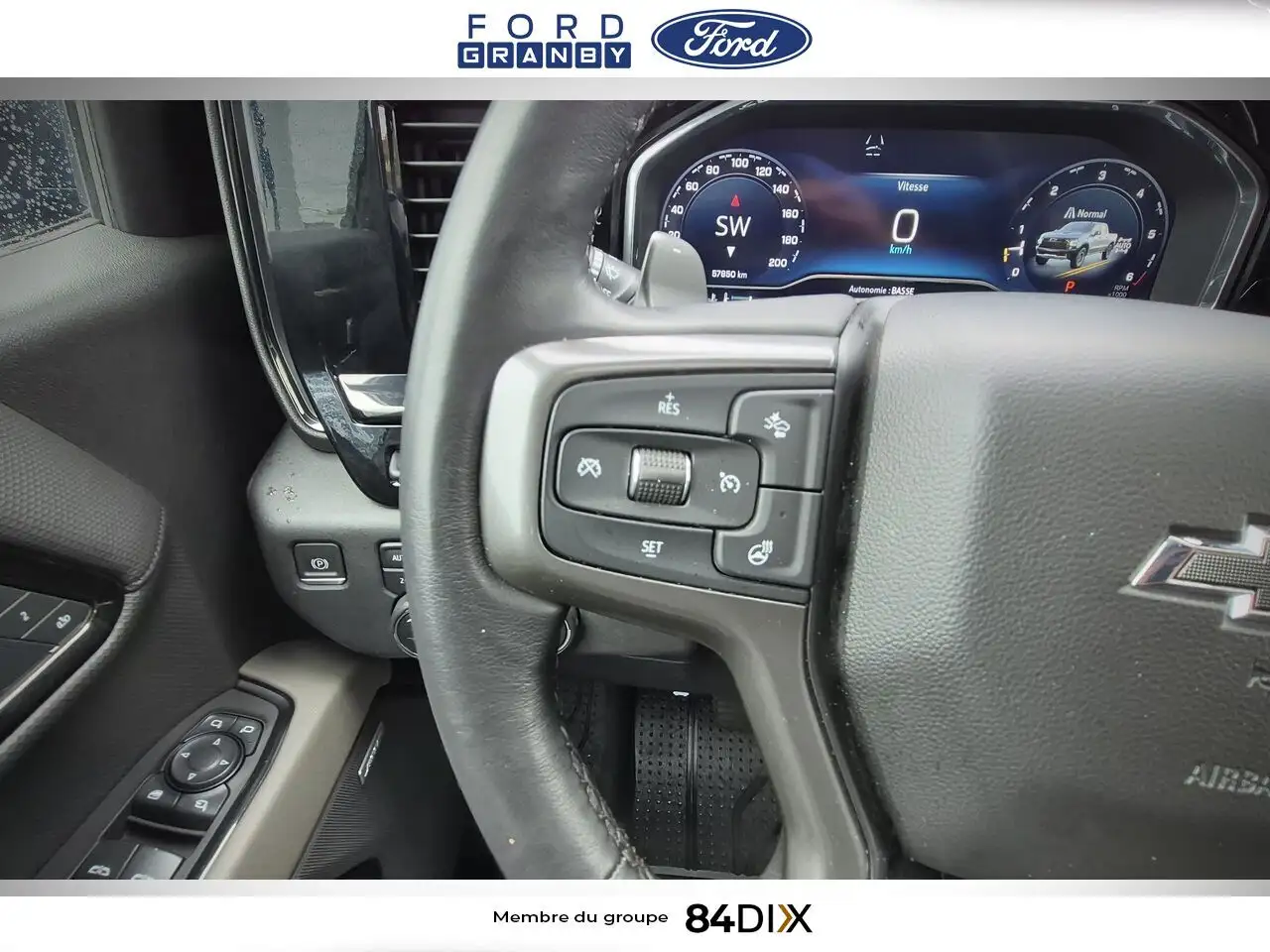 Chevrolet Silverado 1500 photo Chevrolet Silverado 1500