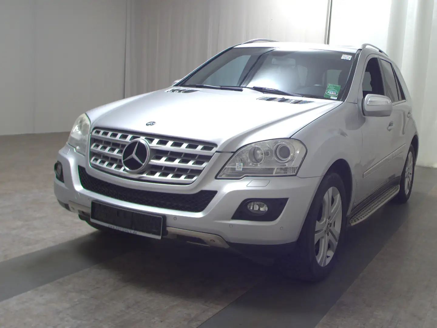 Mercedes-Benz ML 350 4MATIC Luft AHK 4x4 Navi GSD Xenon RFK Silber - 2