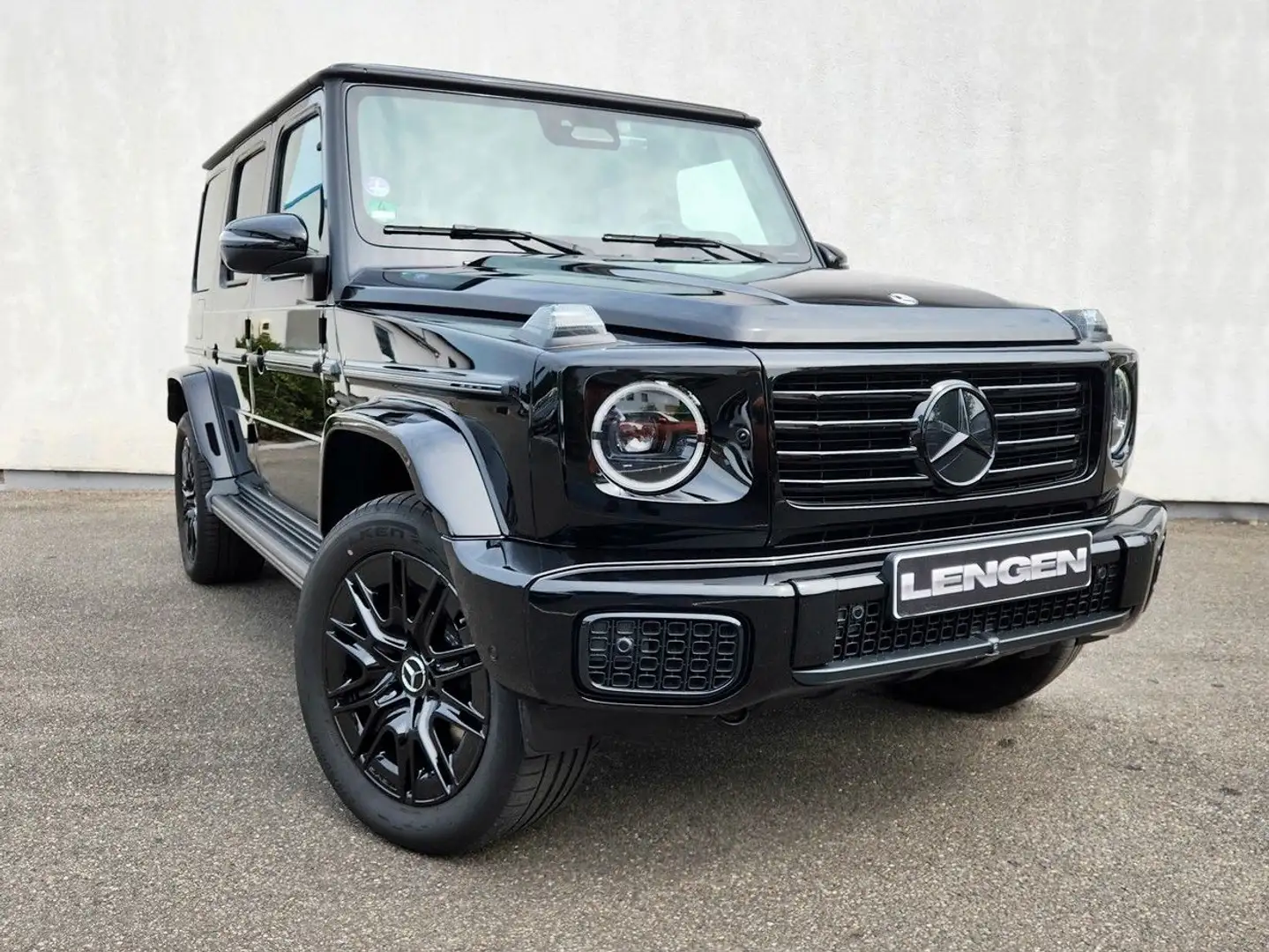 Mercedes-Benz G 580 Excklusive line, AMG line Zwart - 1