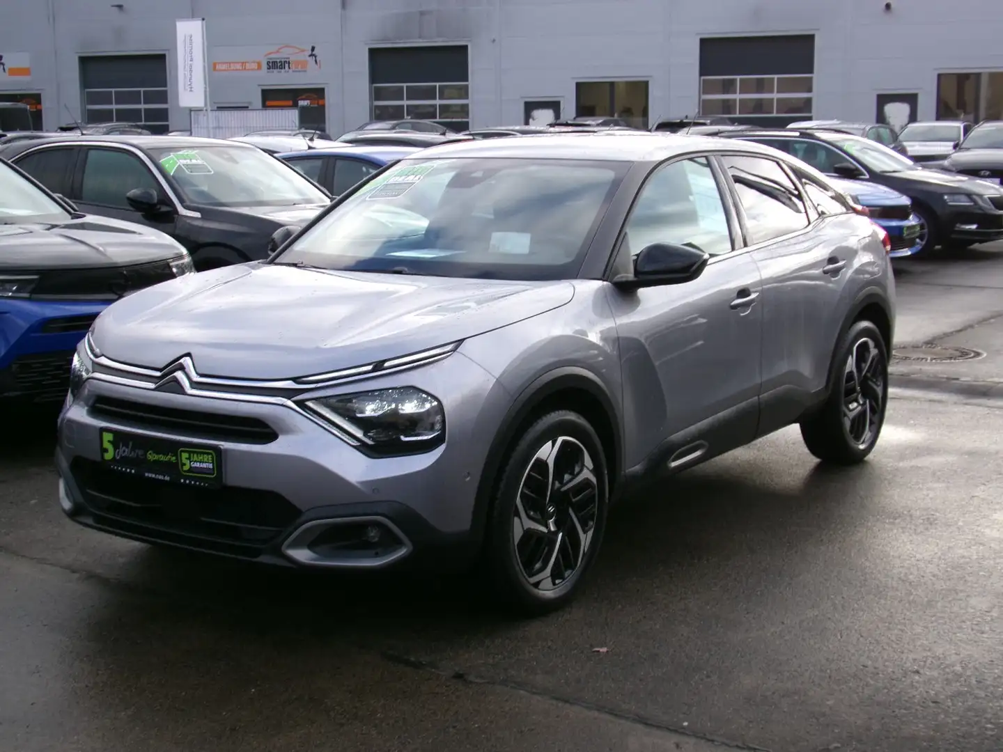 Citroen C4 1.2 Shine inkl. Inspektionspaket Big Deal! Grau - 2