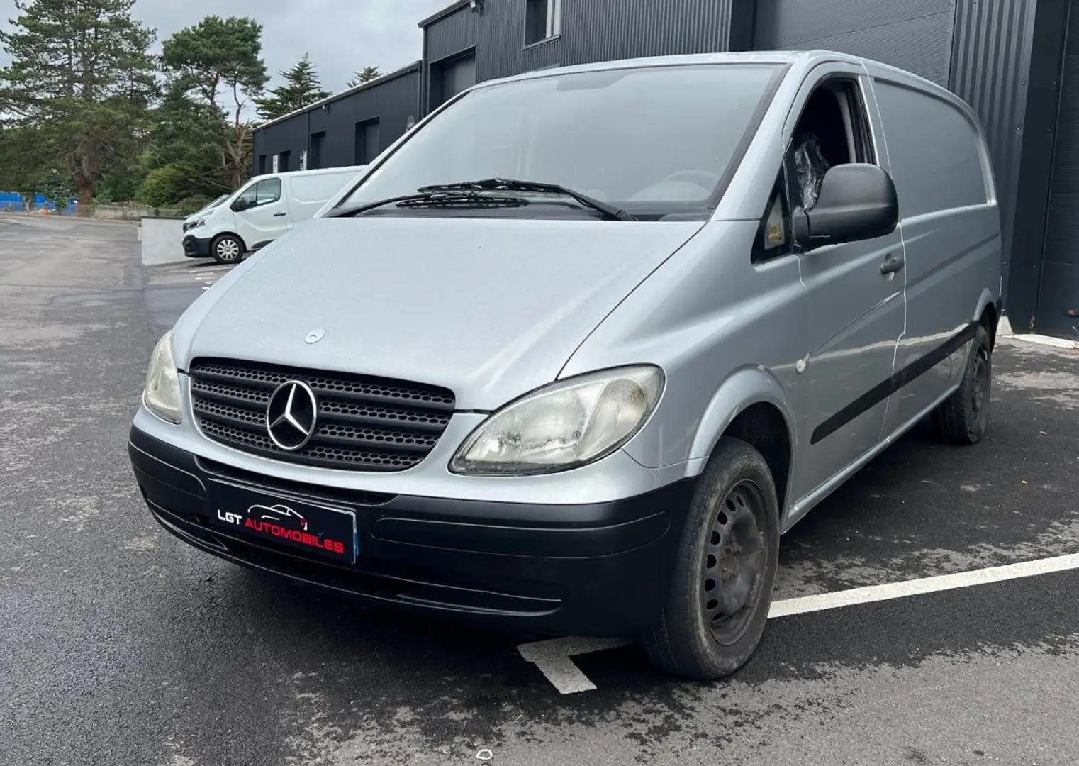 Mercedes-Benz Vito II 109 CDI Combi Long Gri - 2