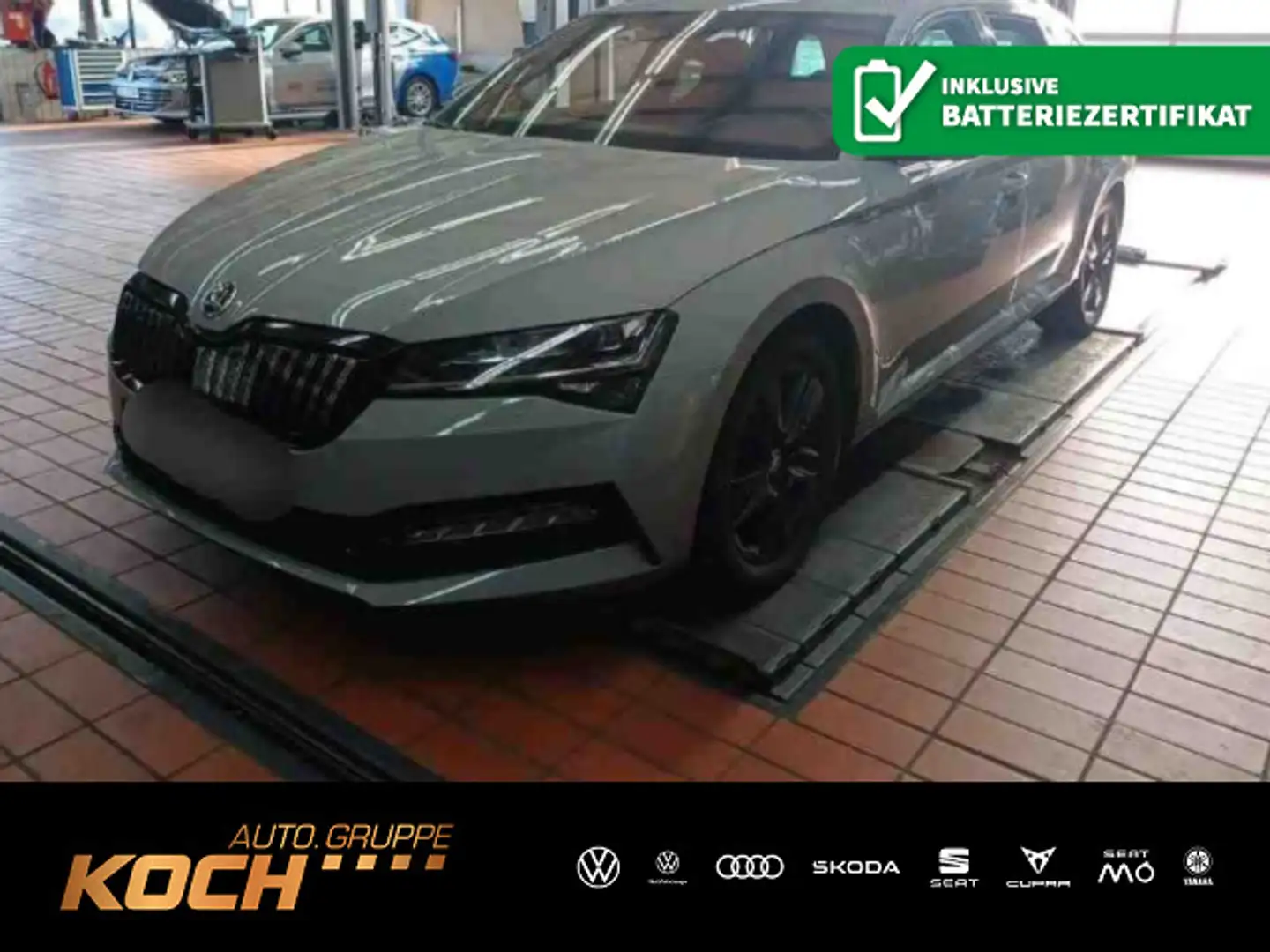 Skoda Superb Combi Sportline 1.4 TSI DSG *NAVI*360°KAM Gris - 1