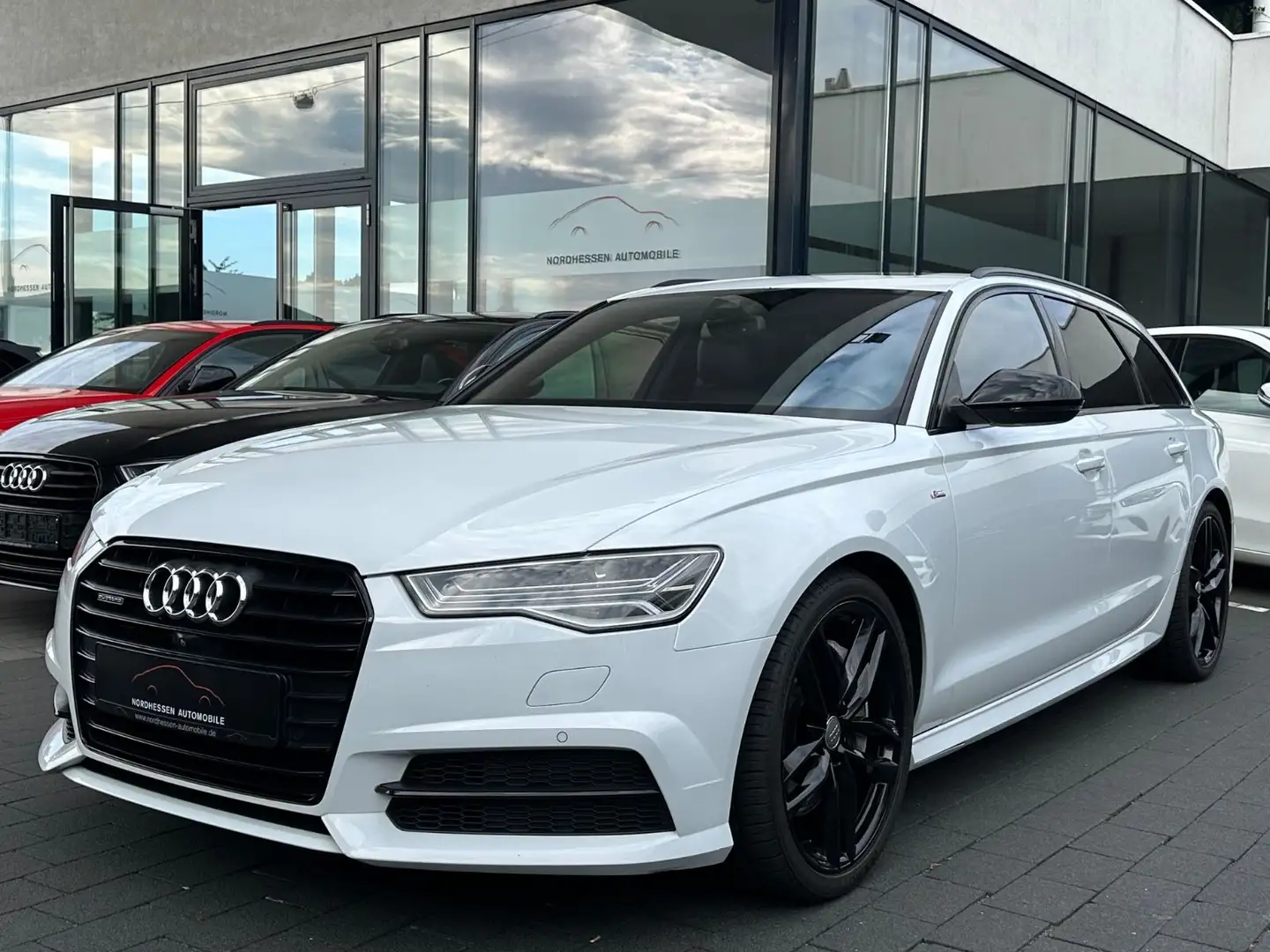 Audi A6 Avant 3.0 TDI quattro S line | Panorama | AHK Blanc - 1