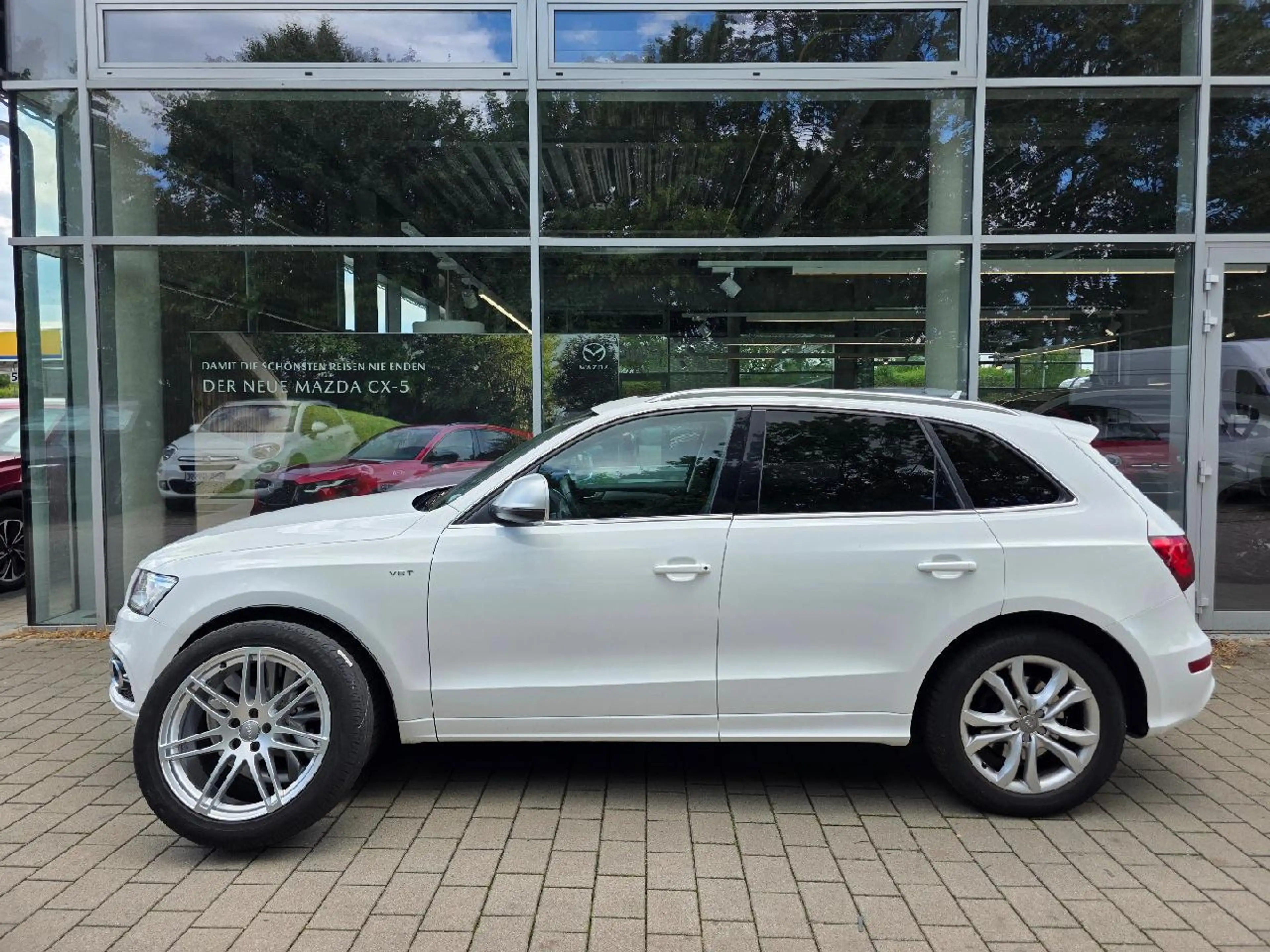 Audi SQ5 3.0TDI quattro Xenon Leder Navi PDC 8fach Alu... — photo 2