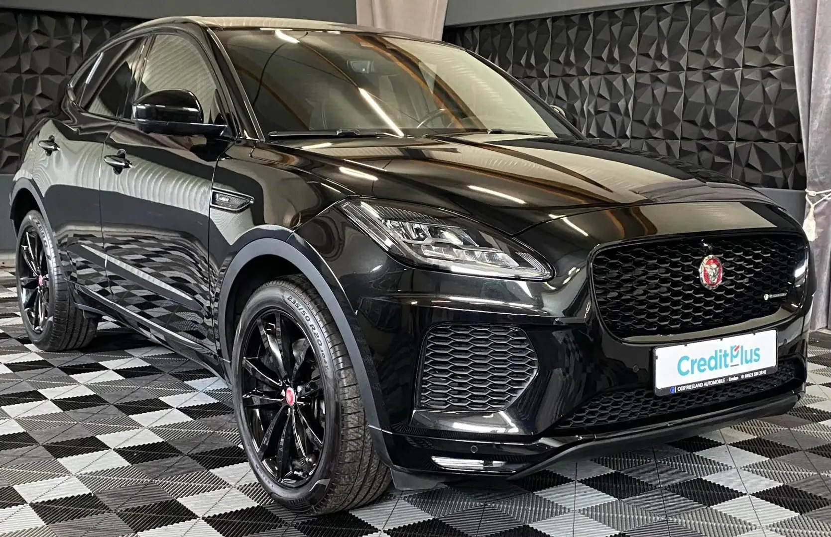 Jaguar E-Pace R-Dynamic S AWD, Navi, Leder, 360°,LED Schwarz - 1