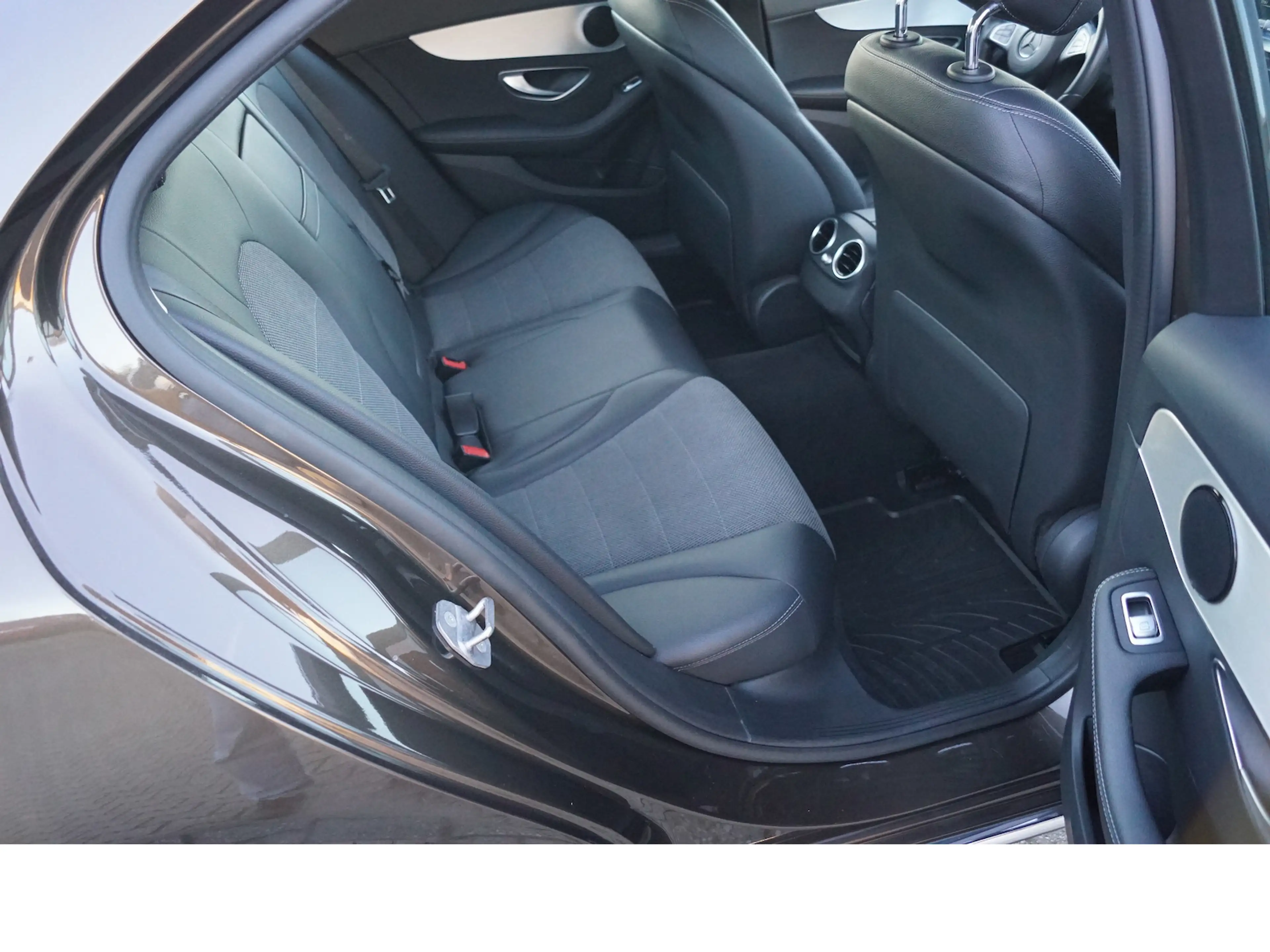 Mercedes-Benz C 200 d, 7 Gang Automatik, Avantgarde, Navi, AHK — photo 10