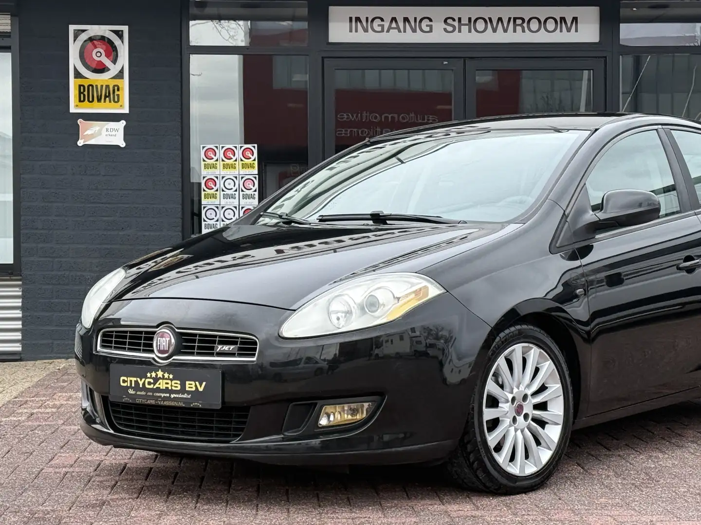 Fiat Bravo 1.4 T-Jet Corporate 120 pk navi climate cruise ctr Negro - 2