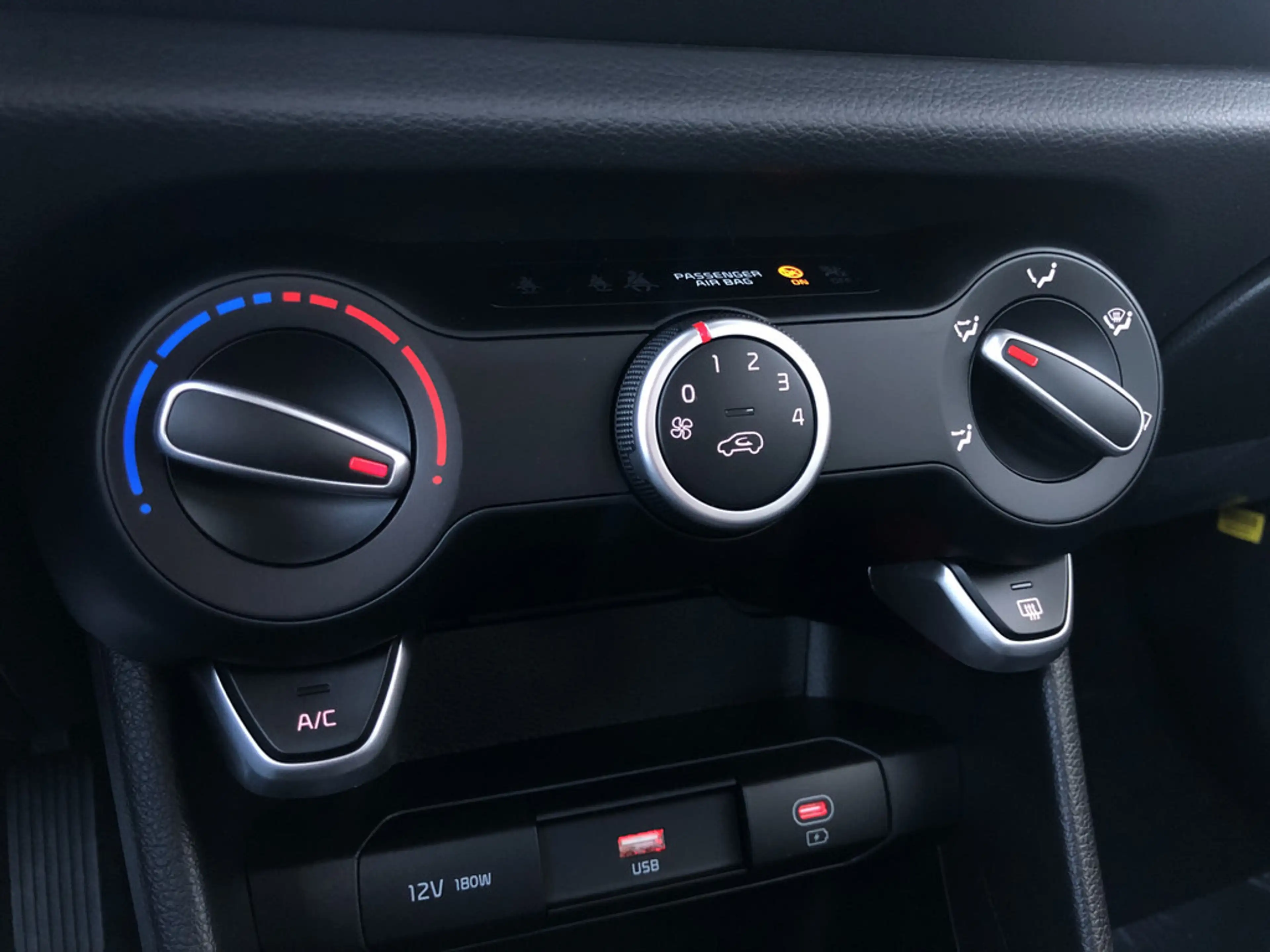 Kia Picanto Vision 1.0 GDI AMT, Navi, Sitz- u. Lenkradheizung — photo 12
