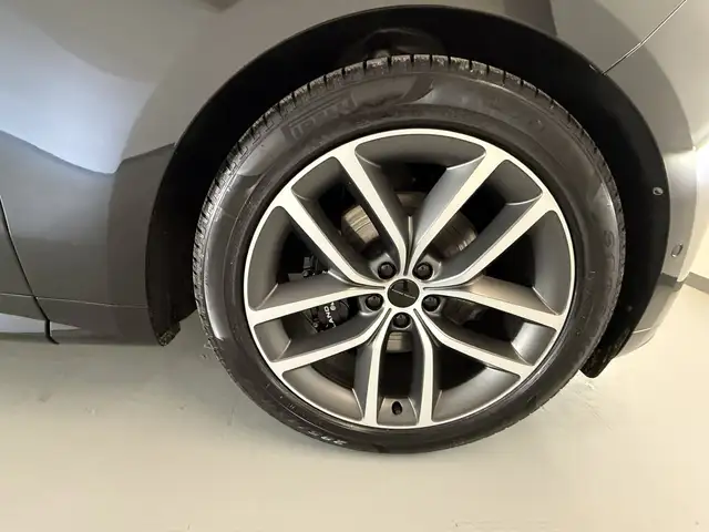 Land Rover Range Rover Sport D250 MHEV AW Ansicht 18