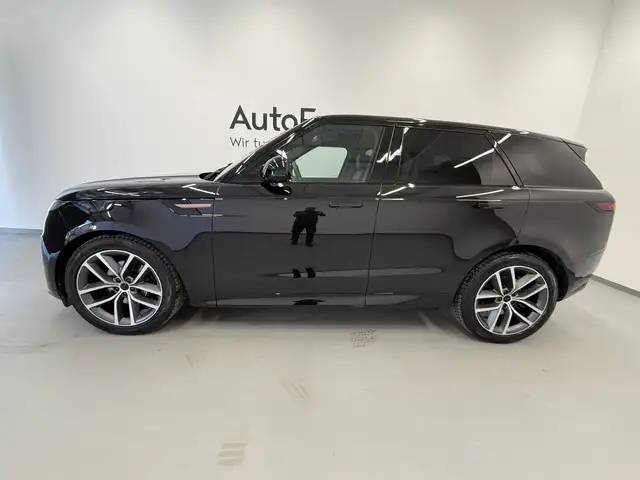 Land Rover Range Rover Sport D250 MHEV AW Ansicht 4