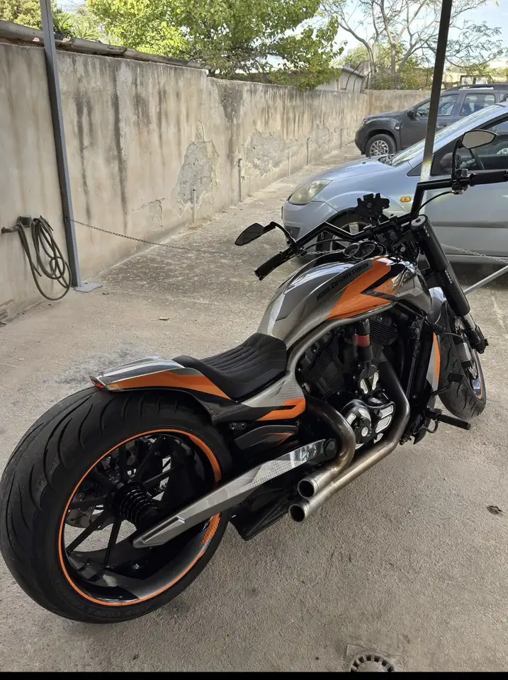 Harley-Davidson V-Rod