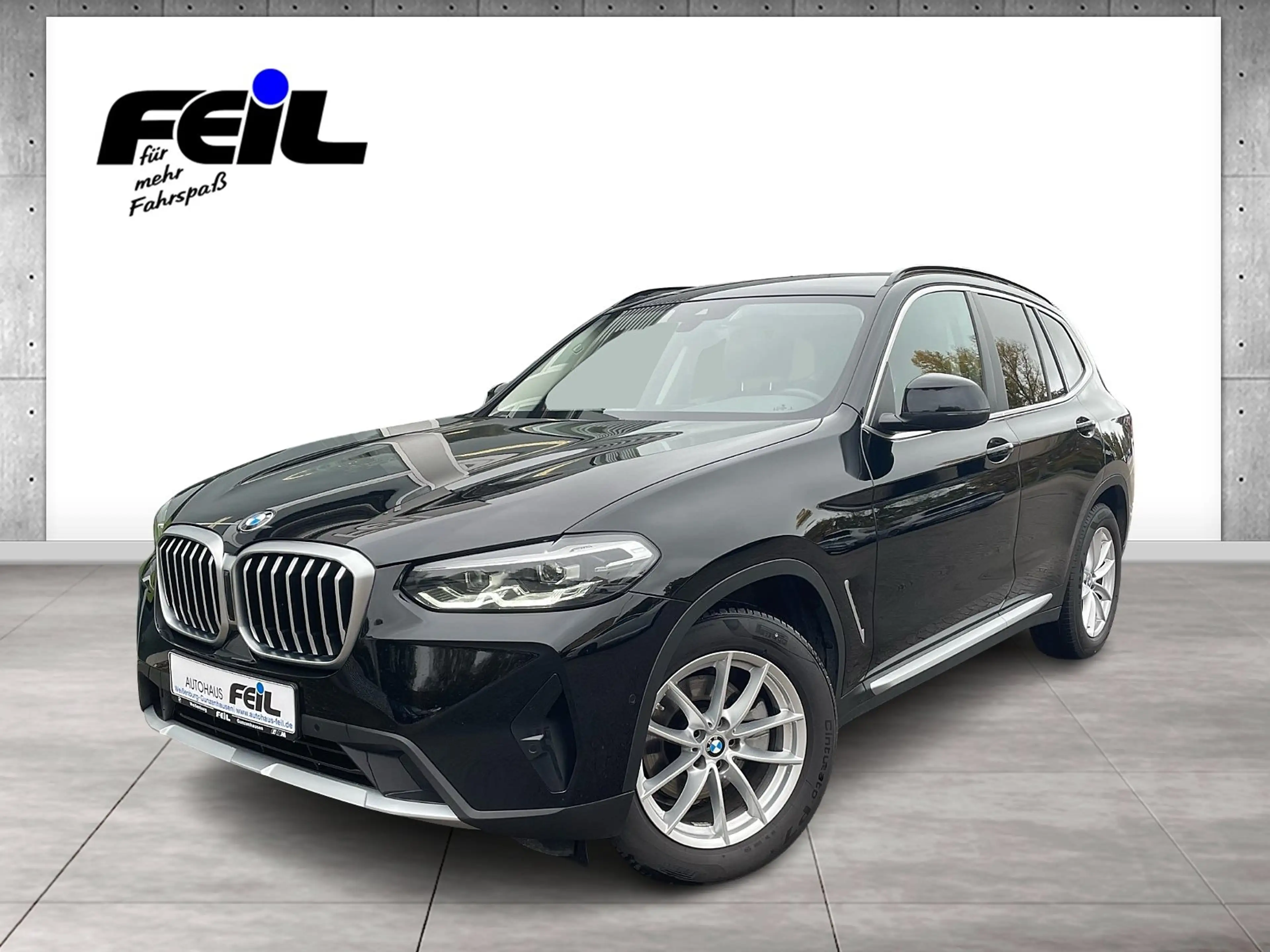 BMW X3 xDrive20i   DAB LED WLAN Parkassistent Shz