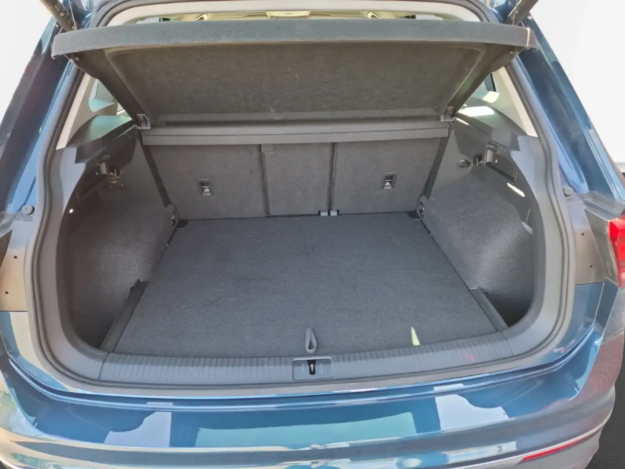 Volkswagen Tiguan 1.5 TSI DSG Active AHK CAM Alarm AppConnect, миниатюра 11