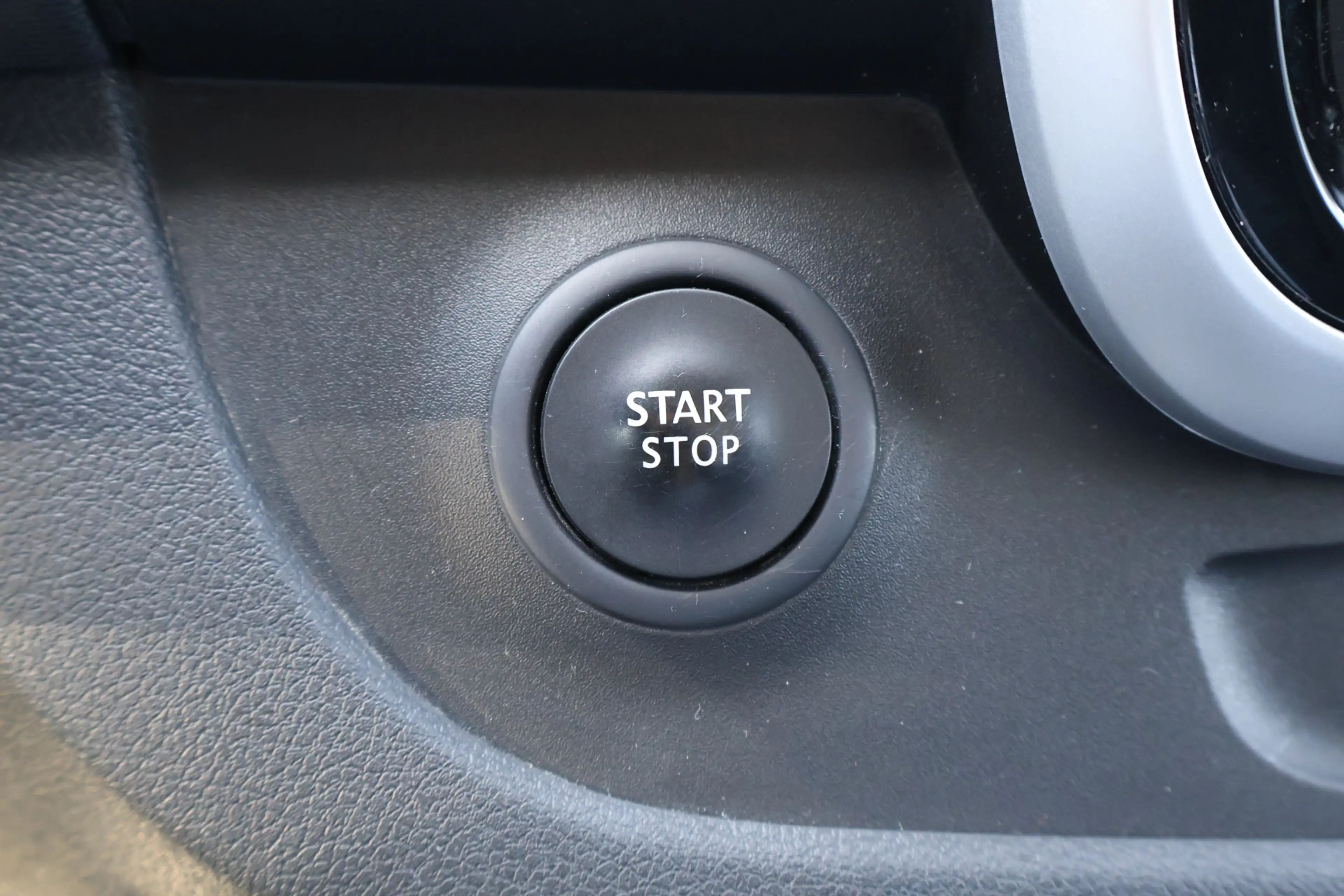 Renault Trafic 2.0 dCi 170pk L2 H1 Airco Navigatie Camera Imperia — photo 29