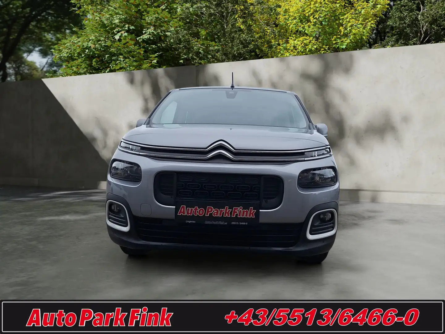 Citroen Berlingo Berlingo BlueHDI 130 **AHK** Grau - 2