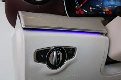 Annonce voiture d'occasion Mercedes-Benz E 400 - CARADIZE