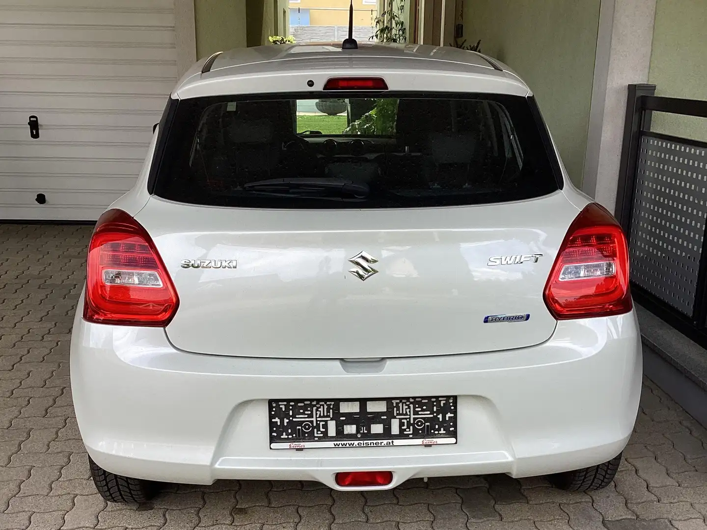 Suzuki Swift Swift 1,2 Hybrid DualJet Clear Clear Weiß - 2