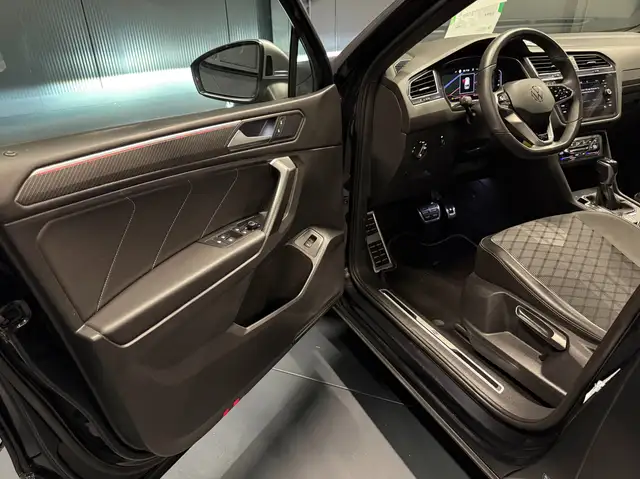 Volkswagen Tiguan Allspace view 24
