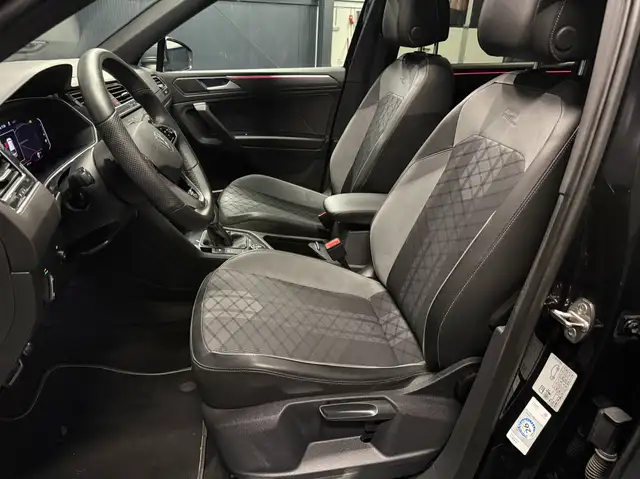 Volkswagen Tiguan Allspace view 28