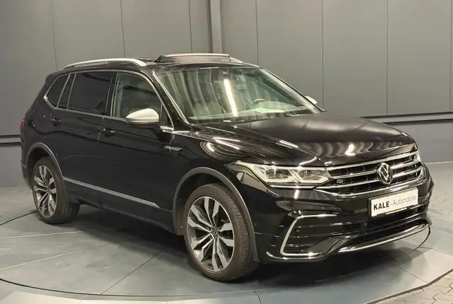 Volkswagen Tiguan Allspace view 9