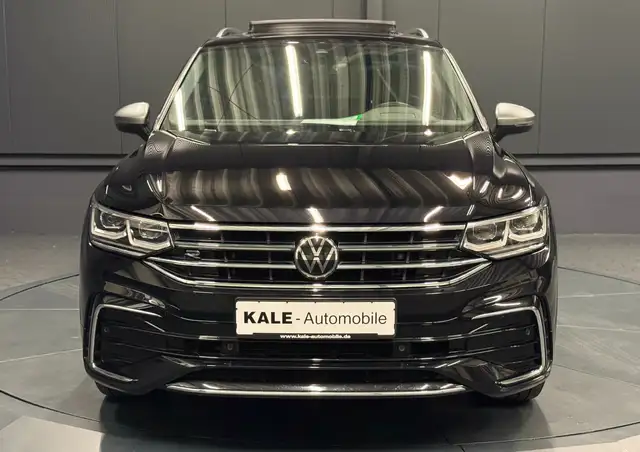 Volkswagen Tiguan Allspace view 11
