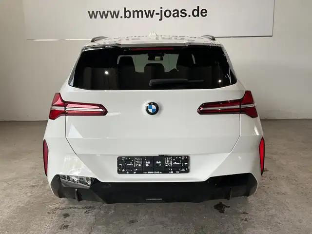 BMW X3 view 13
