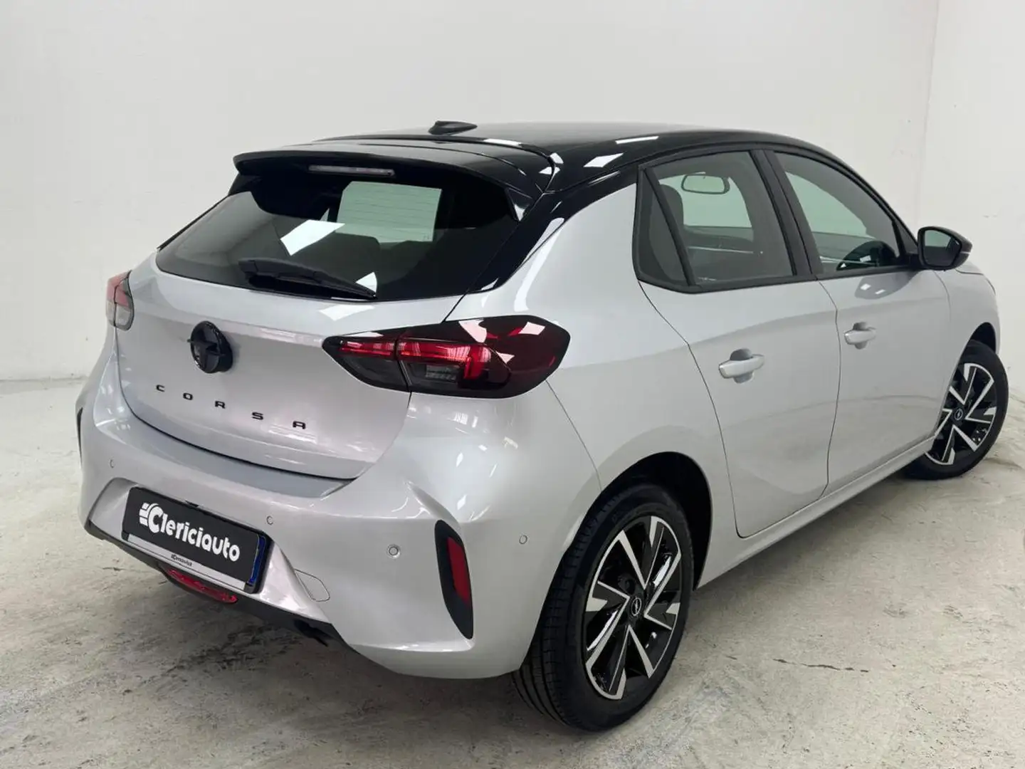 Opel Corsa 1.2 GS Argento - 2